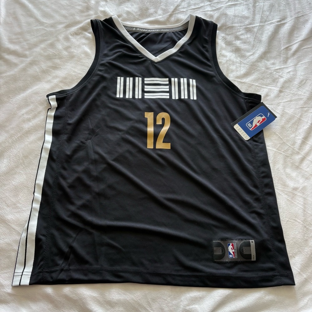NWT Men’s Memphis Grizzlies Ja Morant jersey